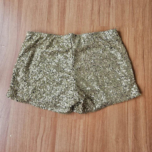 BKE Boutique 90's Vintage Gold Sequin Shorts - Picture 3 of 4